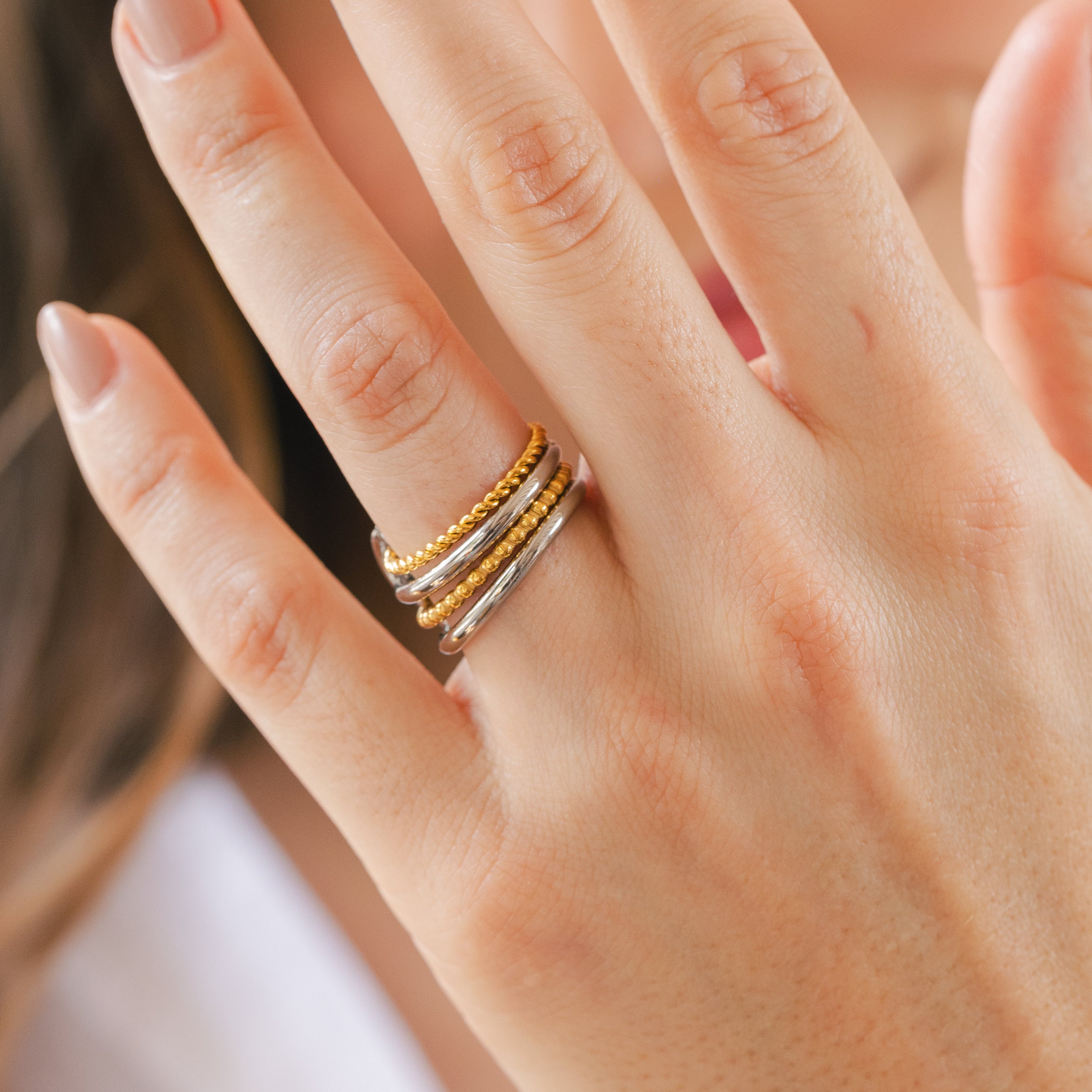 Anillo Enzo