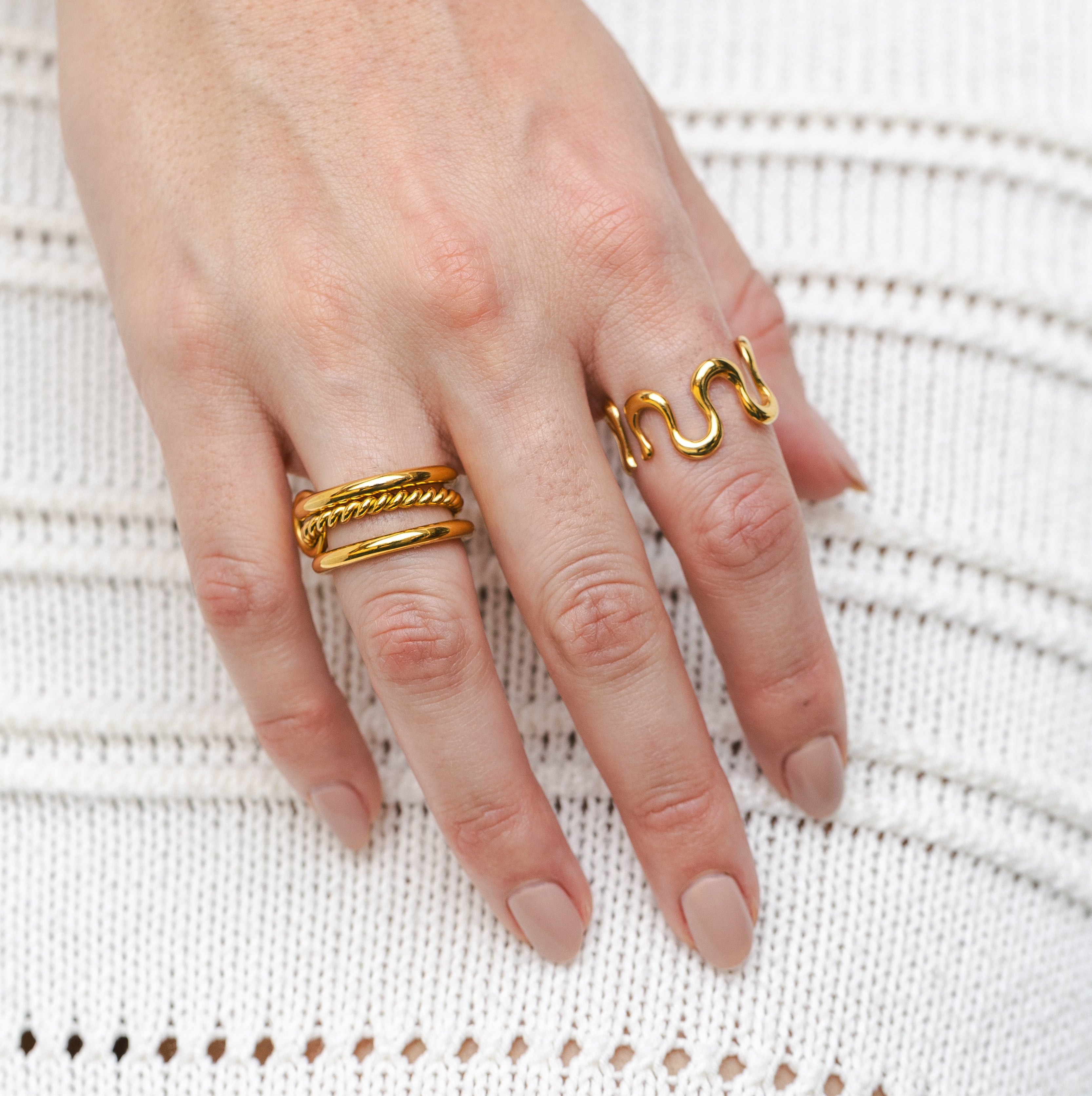 Anillo Rizo