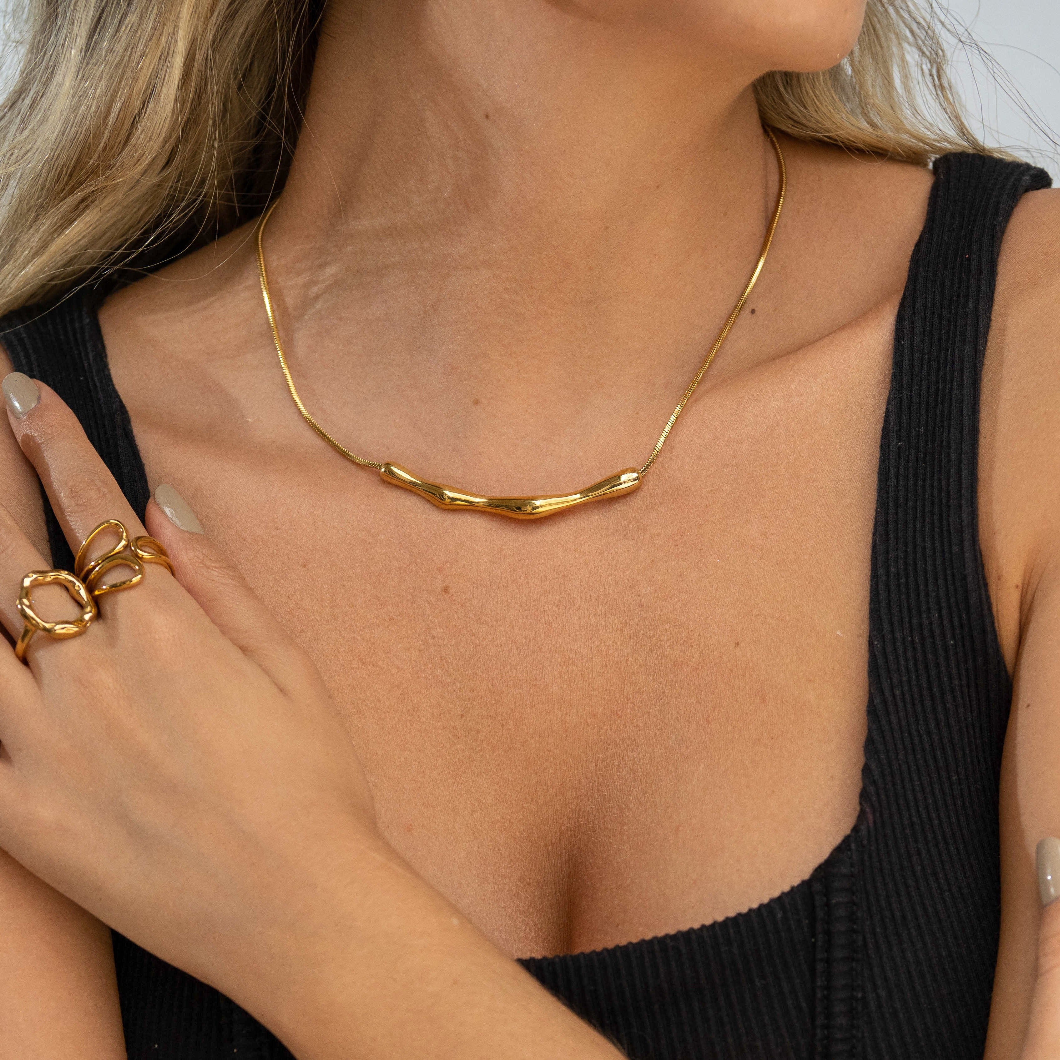 Collar Ebano
