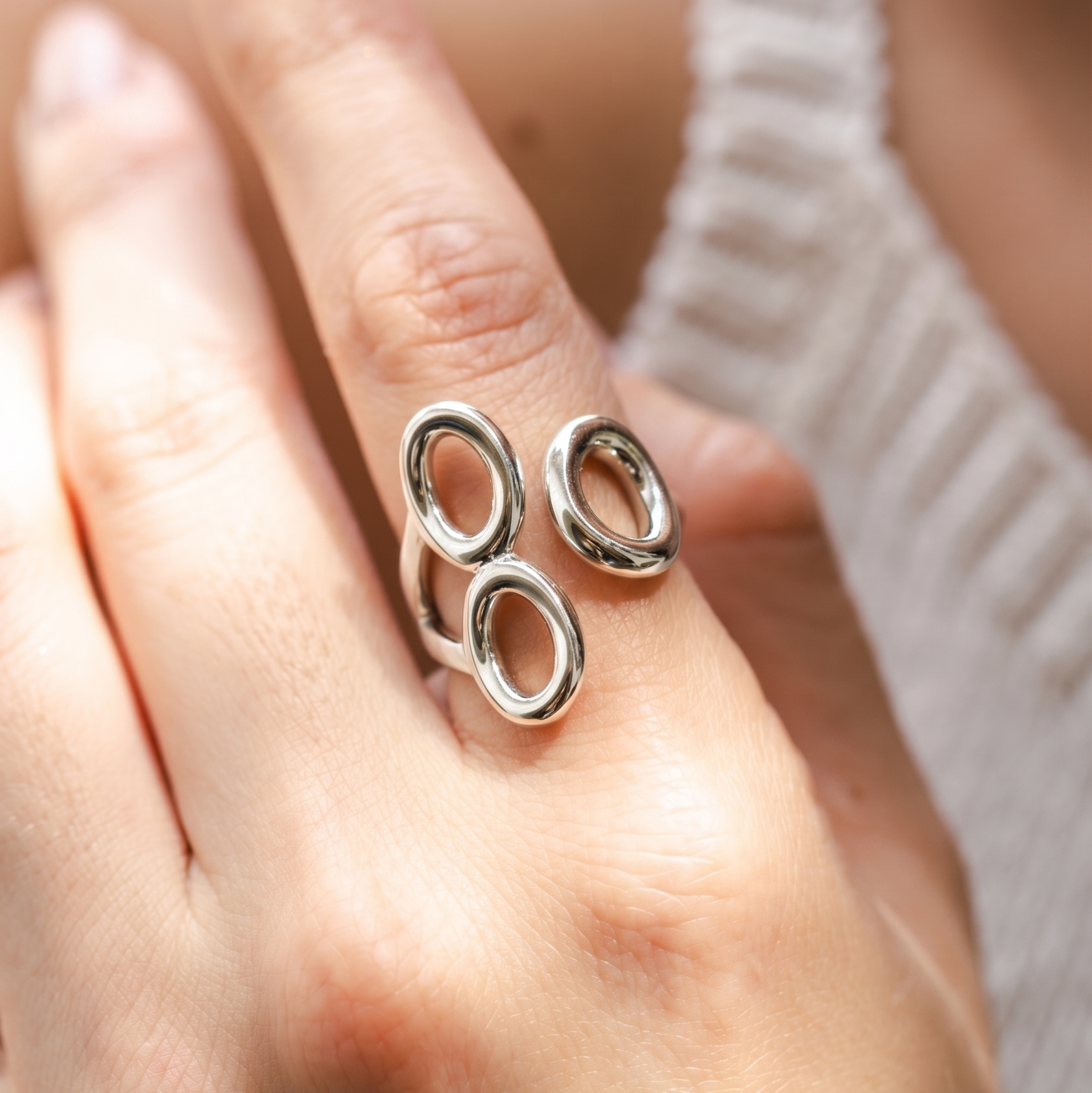 Anillo Halo Silver Imagen secundaria del producto